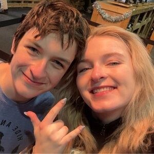 Meet your Posher, Caroline